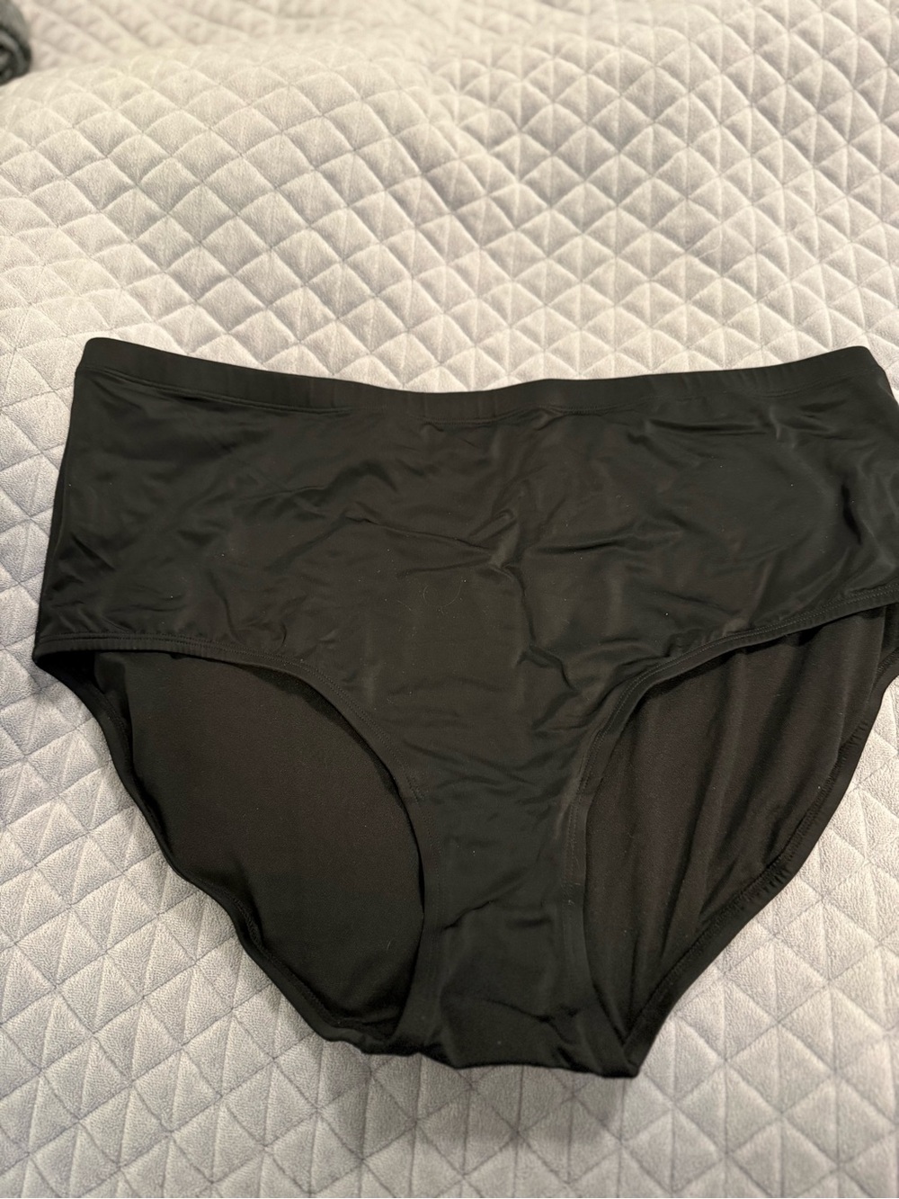 Black Seamless High-Waist Swim Briefs